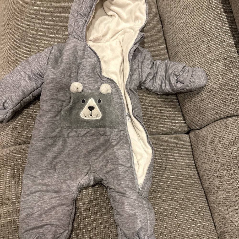 Wonder Nation Gray Bear Hooded Footie snowsuit warm & cozy